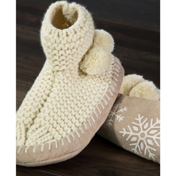 Hand-made knit slipper booties M/L - Picture 1 of 6